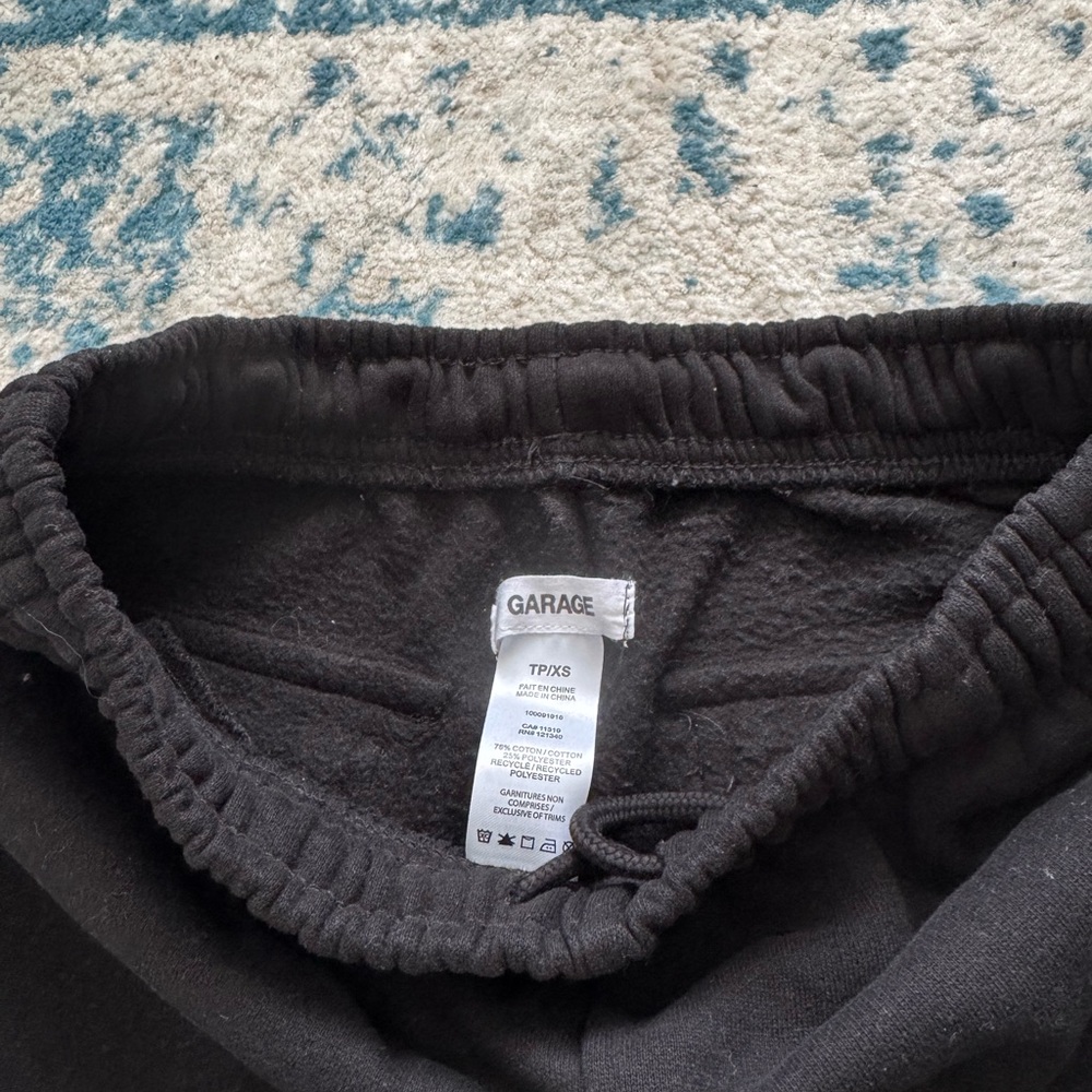 Garage XS Black Cargo Sweatpants - Picture 2 of 4